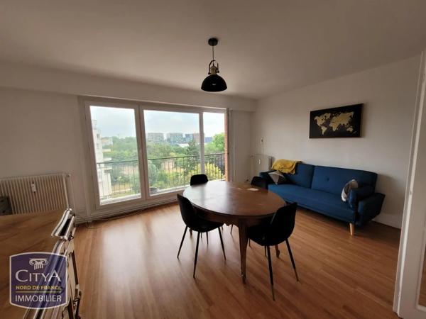 Appartement à louer 3 pièces 69.77m² Lille (59800)