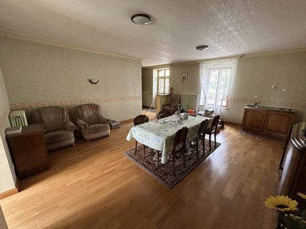 A vendre - Maison de bourg à Saint Germain en Coglès