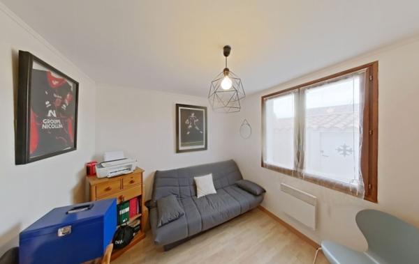 Vente Villa 3 faces de plain-pied rénové(e) Bessan   