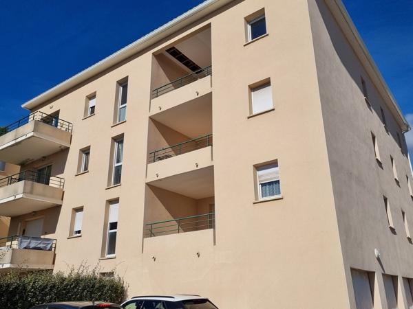 Appartement T4 Narbonne 89 m2 avec terrasse ! Résidence sécurisée avec ascenseur