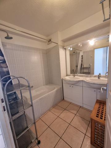 Appartement T4 Narbonne 89 m2 avec terrasse ! Résidence sécurisée avec ascenseur