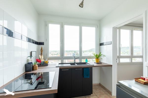 Appartement à vendre |  Mantes-la-Jolie |  3 pièces | 61 m²