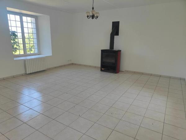 Maison à louer 4 pièces GLOMEL (22)