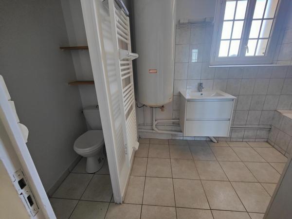 Maison à louer 4 pièces GLOMEL (22)