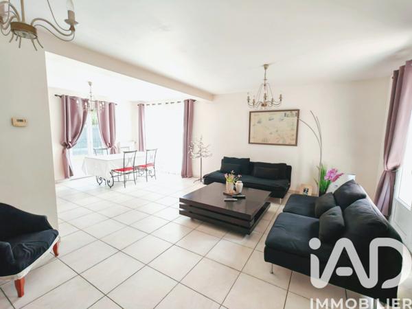 Maison à vendre 6 pièces 145 m² Sainte-Geneviève-des-Bois