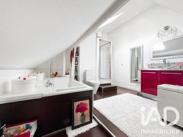 Maison à vendre 7 pièces 204 m² Longjumeau