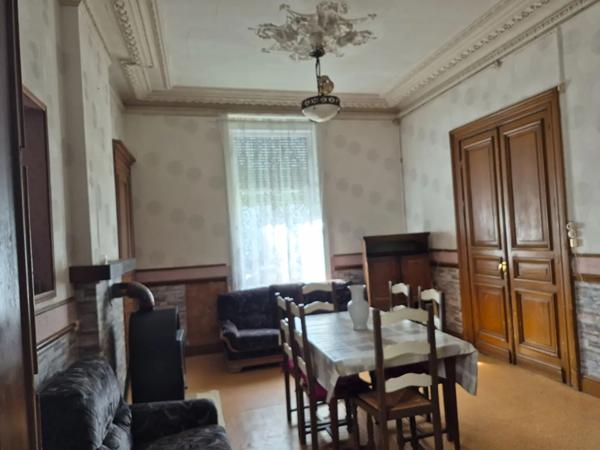 Maison à vendre 10 pièces 210.8m² Jeumont (59460)