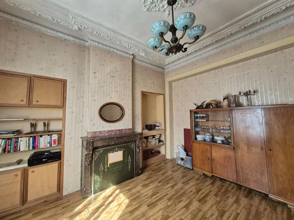 Maison à vendre 10 pièces 210.8m² Jeumont (59460)