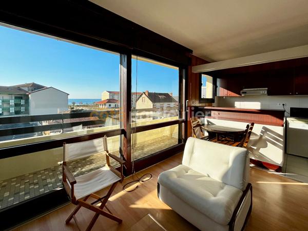 Location
                Appartement33 m² - 1 Pièce -
                    MIMIZAN (40200)