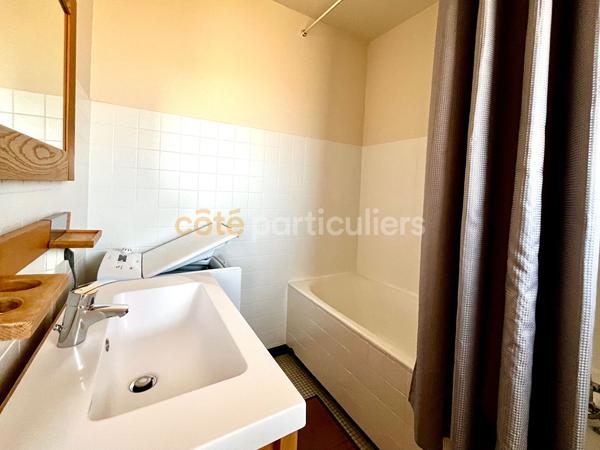 Location
                Appartement33 m² - 1 Pièce -
                    MIMIZAN (40200)