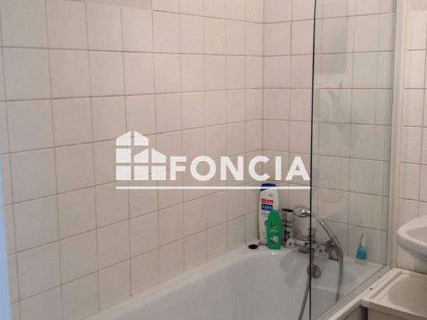 Location Studio 26.6 m² - 75 GRANDE RUE Nancy 54000