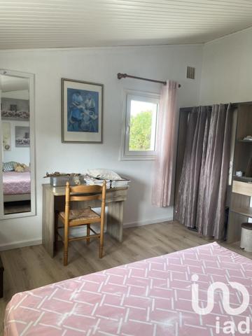 Maison 7 pièces de 225 m² à Saint-Pierre (97410)