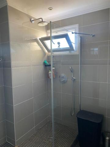 LE CANNET -  Appartement 3 Pièces  - Vue mer