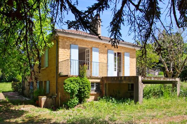 Maison à vendre 4 pièces SIORAC EN PERIGORD, sous-sol de 100m² exploitable  jardin 1933m².