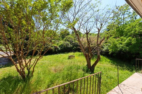 Maison à vendre 4 pièces SIORAC EN PERIGORD, sous-sol de 100m² exploitable  jardin 1933m².