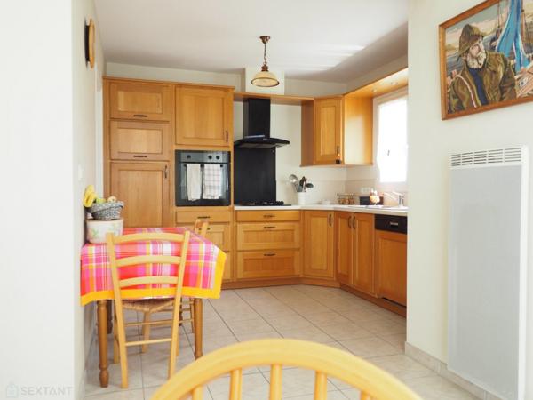 Jolie contemporaine de 2007 4 chambres - Construction qualitative - DPE C