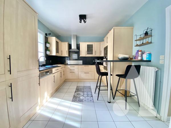 Maison 8 pièces 145 m2
