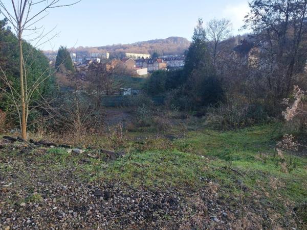 Terrain constructible plus de 13 ares