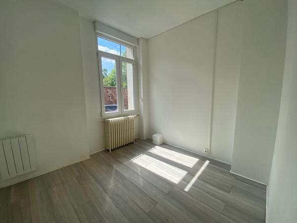 Appartement 3 pièces à louer à Saint Quentin, secteur Rémicourt