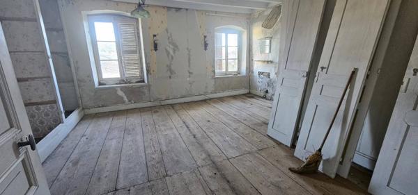 MAISON 150M2 SUR 1 000 M2 DE TERRAIN