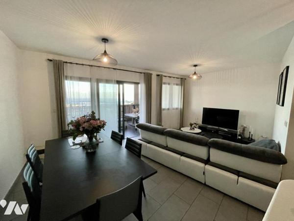 SAINT DENIS T3 BELLEPIERRE TERRASSE VUE MER