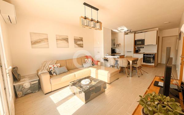 Appartement à louer    2 pièces • 41 m2 Fréjus