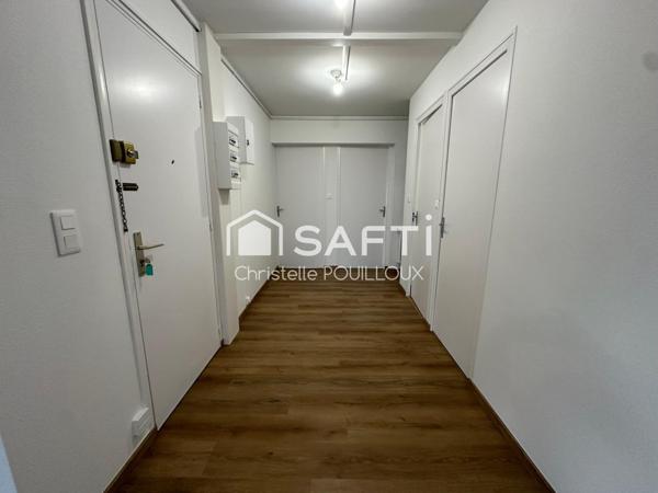 Appartement entièrement rénové, 2 chambres, balcon