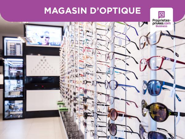 75020 PARIS - LOCAL COMMERCIAL D'OPTIQUE LUNETTERIE - SUR RUE À GRAND PASSAGE