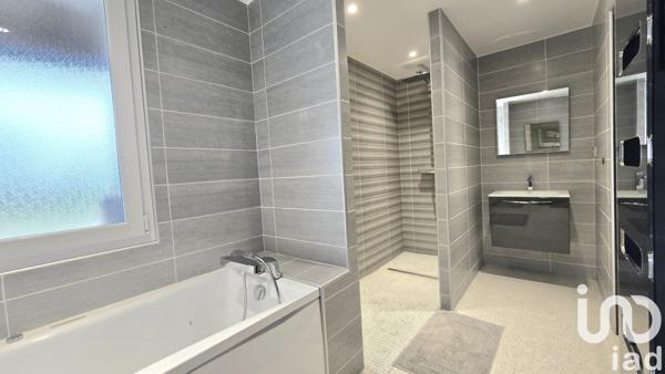 Maison à vendre 6 pièces 155 m² Lezoux