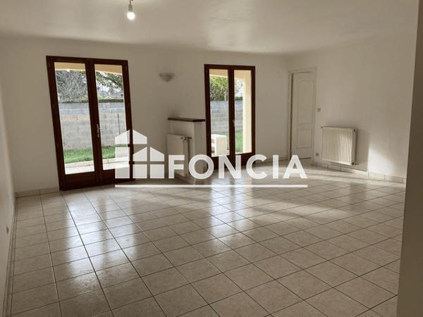 Location Maison 6 pièces 123.09 m² - 31 RUE DE LA GALBARDERIE Biard 86580