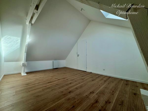 Maison rénovée avec 3 chambres dont une de plain-pied – Coulonge (72800)