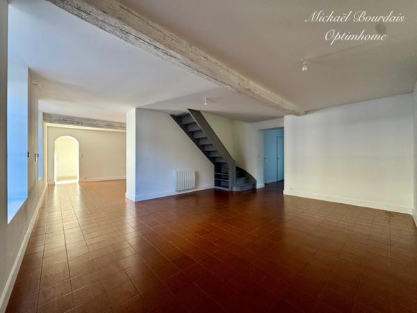 Maison rénovée avec 3 chambres dont une de plain-pied – Coulonge (72800)