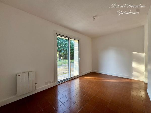 Maison rénovée avec 3 chambres dont une de plain-pied – Coulonge (72800)