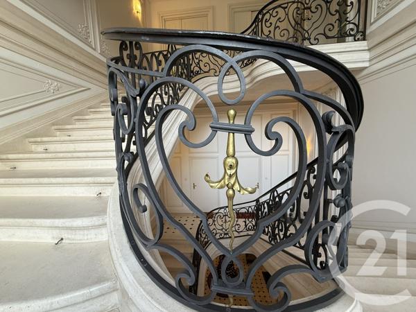 Appartement F8 à vendre  8 pièces - 362,90 m2 ST DIE DES VOSGES - 88