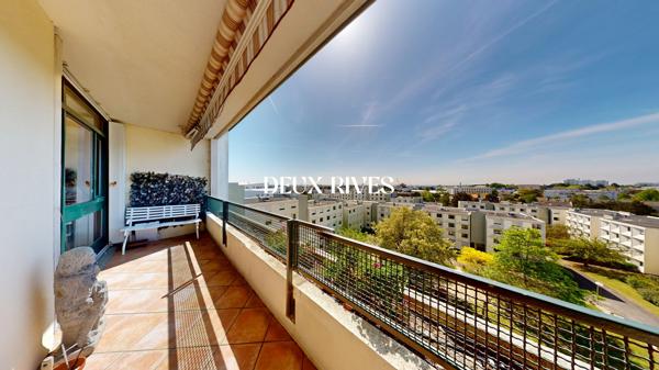 T4 - Traversant plein sud– 85 m² – 7ème et dernier étage avec vue exceptionnelle – Secteur Longchamp