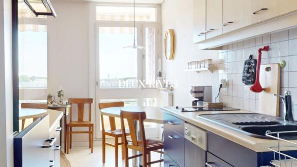 T4 - Traversant plein sud– 85 m² – 7ème et dernier étage avec vue exceptionnelle – Secteur Longchamp