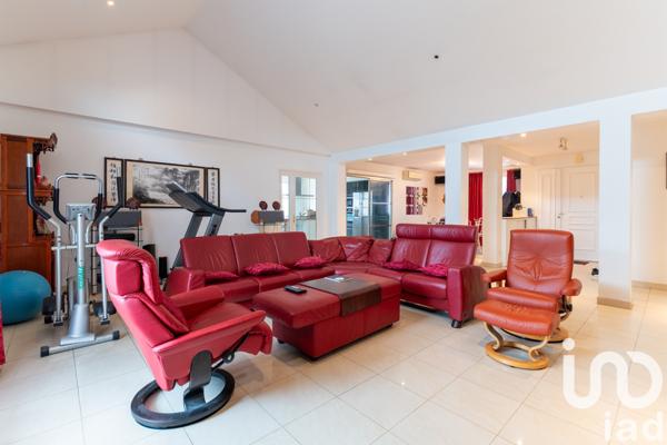 Maison à vendre 7 pièces 201 m² Bussy-Saint-Georges