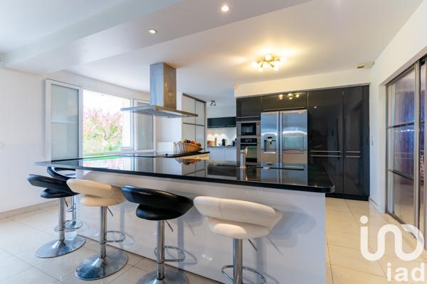 Maison à vendre 7 pièces 201 m² Bussy-Saint-Georges