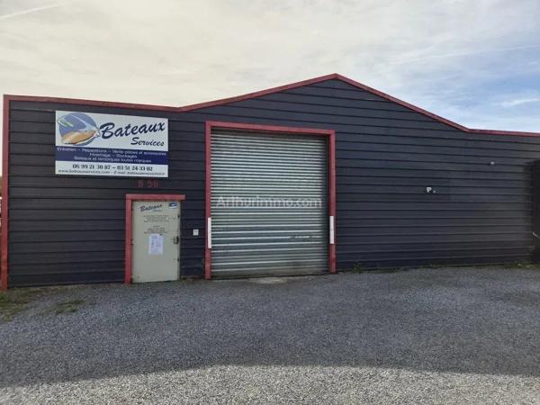 Vente                                                      Fonds de commerce
                        
                     2 pièces                      330 m2                     à Muizon