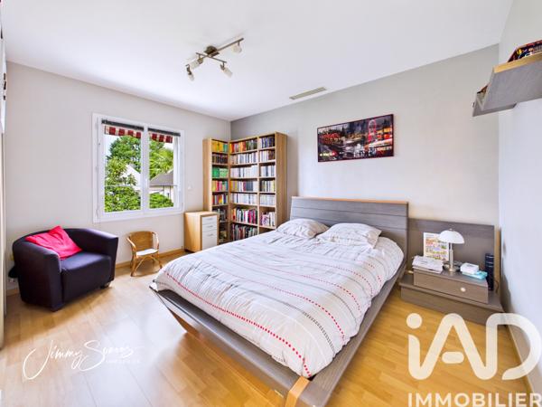 Maison à vendre 8 pièces 190 m² Chevry-Cossigny