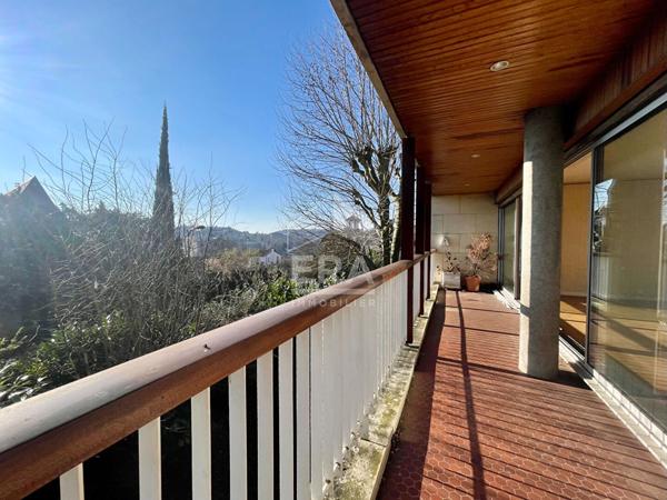 Appartement familial de 87 m² avec terrasse plein sud dans le quartier Brancas