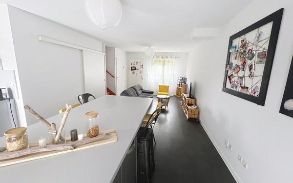 Maison à vendre    4 pièces •  Bourg-lès-Valence