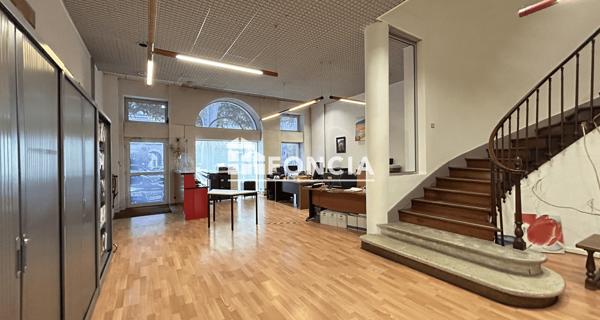 À vendre Maison 7 pièces 287.58 m² - Villeneuve-sur-lot 47300