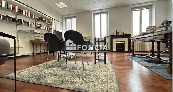 À vendre Maison 7 pièces 287.58 m² - Villeneuve-sur-lot 47300