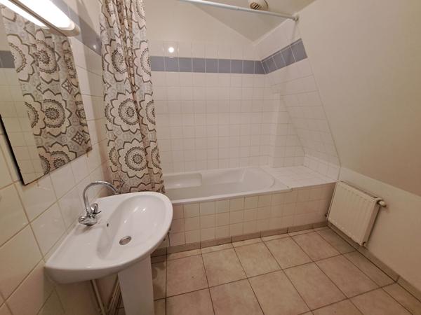 Appartement 2 pièce(s) 50.75 m2. Chauffage inclus dans le loyer charges inclus! , Castelfranc