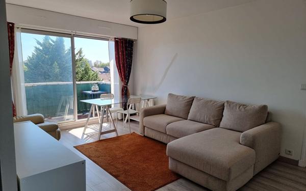 Appartement à louer    2 pièces • 43,54 m2 Nogent-sur-Marne