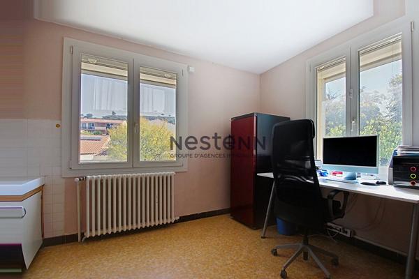 Vitrolles Nord, maison 7 pièces avec 5 chambres sur plus de 1000m² de terrain