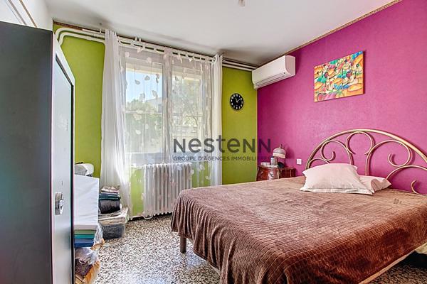 Vitrolles Nord, maison 7 pièces avec 5 chambres sur plus de 1000m² de terrain