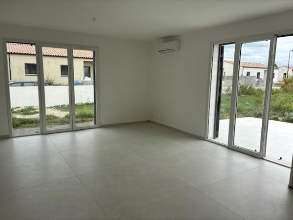 Maison à louer 895 € CC LIMOUX 3 p 85 m² DPE A
