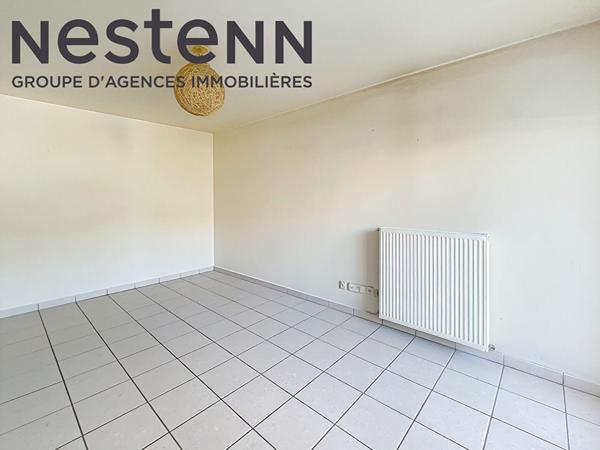 Appartement T3 à rénover -Balcon - Commerces - Metro - Bus